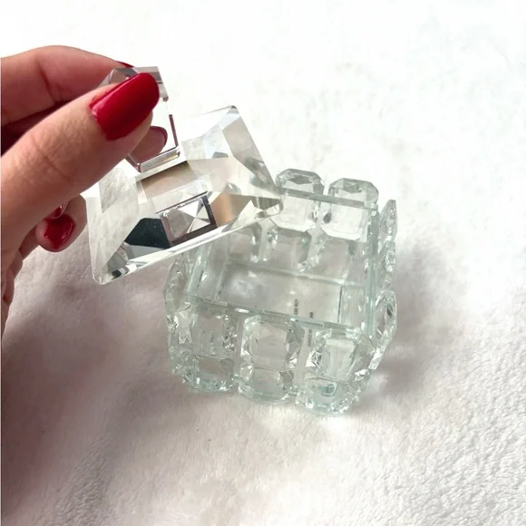 ✨SOLID CRYSTAL TRINKET BOX CRYSTAL VANITY HOLLYWOOD REGENCY DECOR✨